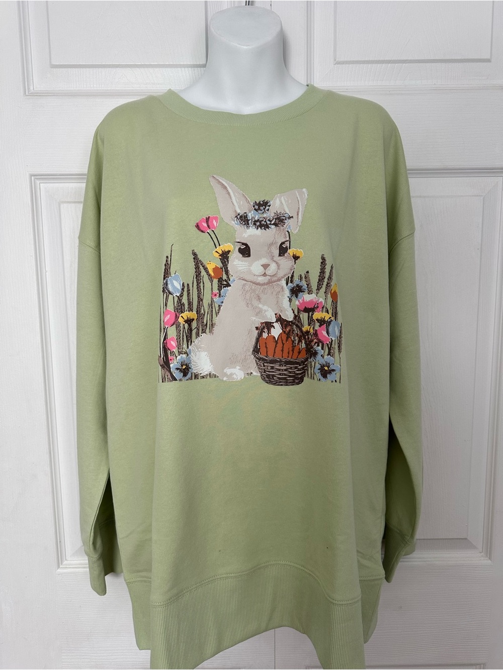 Feeling Festive Green Bunny Graphic Sweatshirt XL New
